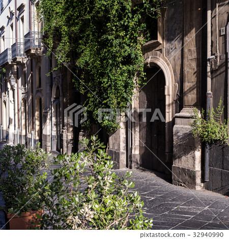 old sicilian houses old sicilian houses 32940990