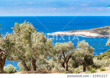 Summer vacation background with greek island Summer vacation background with greek island 32941217
