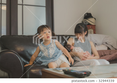 嬰兒 寶寶 寶貝 32944339