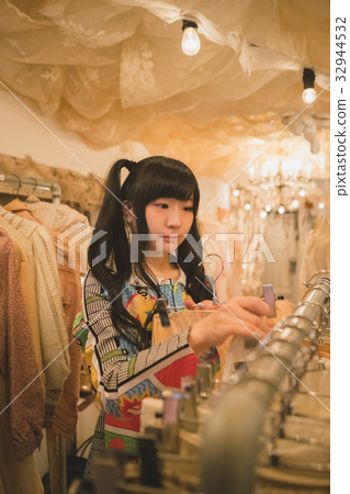 shoping, youngster, female 32944532