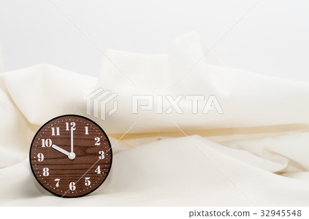 Clock room morning Clock room morning 32945548