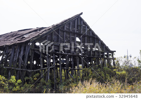 Salt warehouse, waste warehouse 32945648