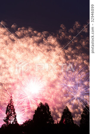 Fireworks, Japanese summer 32946899