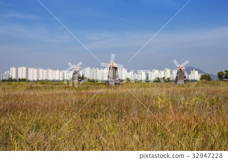 Windmill, Sora wetland ecological park Windmill, Sora wetland ecological park 32947228