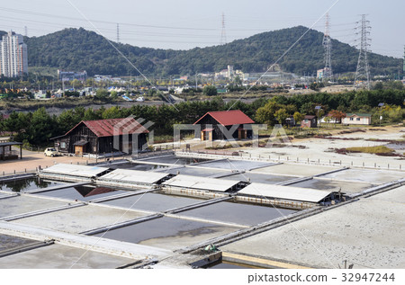 Salt warehouse, salt marsh, Sora wetland ecological park 32947244