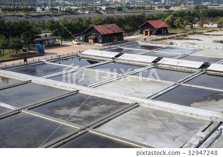 Salt mine, Sora wetland ecological park, salt warehouse Salt mine, Sora wetland ecological park, salt warehouse 32947248