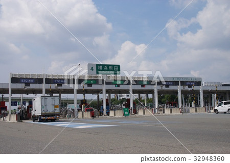 Yokohama Machida Interchange 32948360