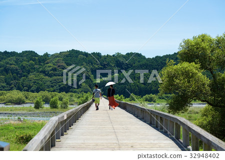 Shimada and Kashiwa Bridge 32948402