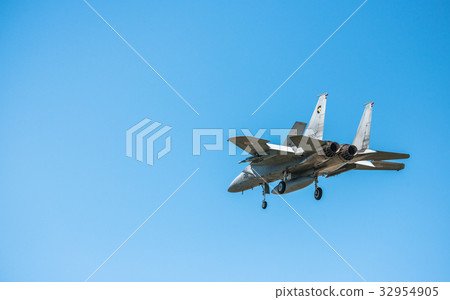Air Self Defense Force F15 Eagle fighter 32954905