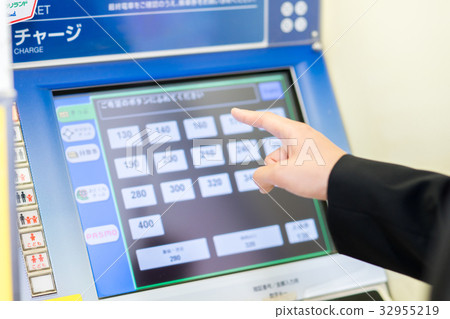 Ticket vending machine photography cooperation "Keio Electric Railway Co., Ltd." 32955219