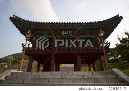 Yeosu Jinnam-gu（國寶304號），Yeosu，全南 32956245