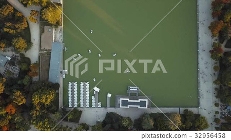 flight drones over the famous Park of the Retiro flight drones over the famous Park of the Retiro 32956458