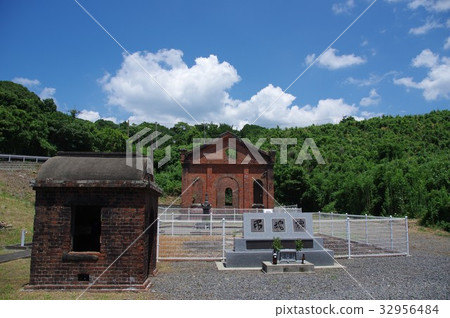 Matsushima coal mine four anti-red brick trace 32956484