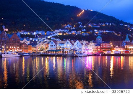 Evening panorama of Bergen, Norway Evening panorama of Bergen, Norway 32956733