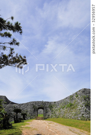 Okinawa Okinawa 32956957