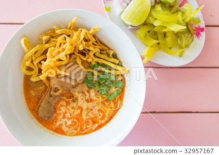Noodle Khao soi - Traditional Thai Food Noodle Khao soi - Traditional Thai Food 32957167