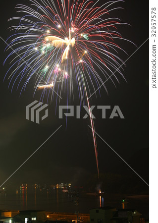 Fireworks Fireworks 32957578