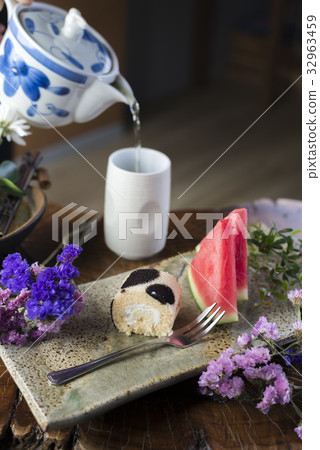 Food series: Cake roll with watermelon and hot tea 32963459