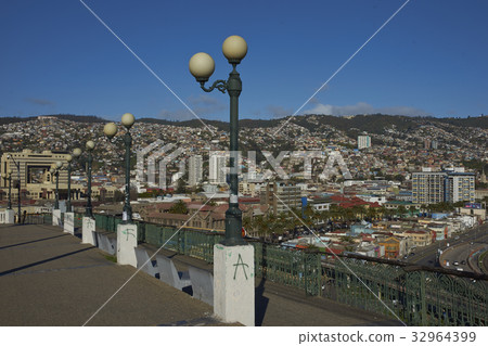 City of Valparaiso, Chile City of Valparaiso, Chile 32964399