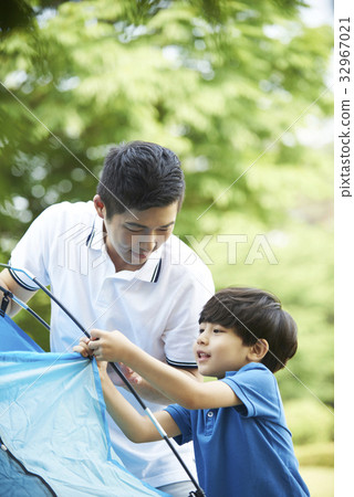 爸爸,兒子,家庭 爸爸,兒子,家庭 32967021