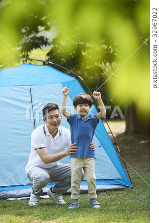 爸爸，兒子，家庭 32967022