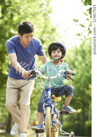 Dad, Son, Family 32967083