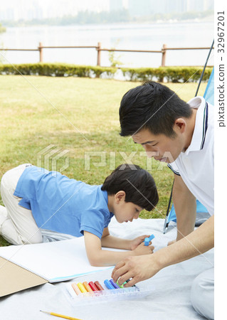 Dad and Son, Family, Lake Park, Ilsan, Goyang City, Gyeonggi-do 32967201