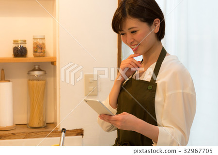 做飯的女人 32967705