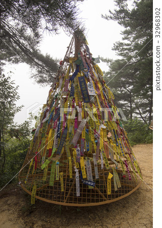 Yecheon-gun, Gyeongbuk 32968302