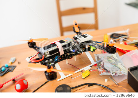 Flying Drone building Flying Drone building 32969646