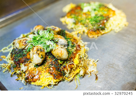 Okonomiyaki Japanese hot plate pizza 32970245