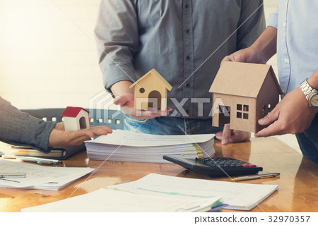 Engineer and Architect concept 32970357