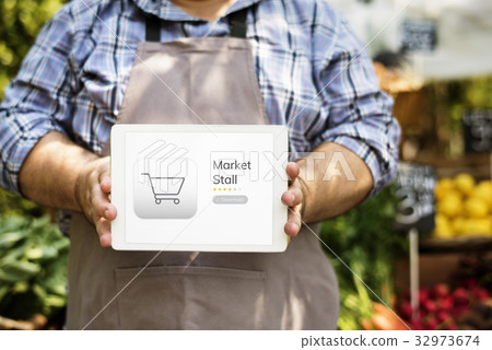 Online Shopping Store Order Concept Online Shopping Store Order Concept 32973674