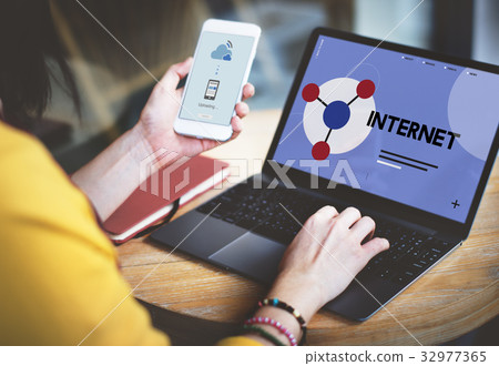 Woman connected with social network online community 32977365