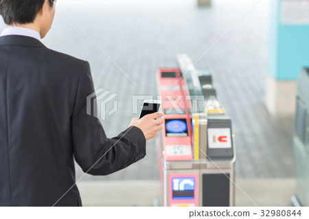 自動檢票口攝影合作“京王電鐵有限公司” 32980844