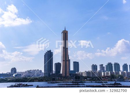 63 Building, Yeouido, Han River, Seoul 32982700