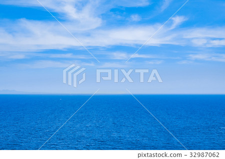 Ocean Ocean 32987062