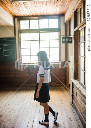 School girls 32987742