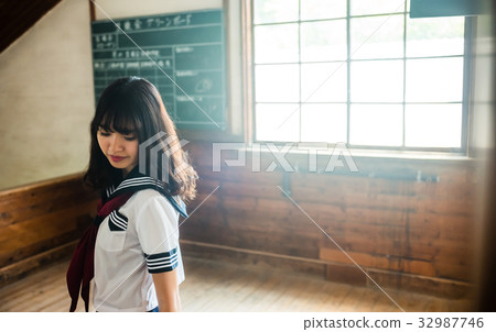 School girls 32987746