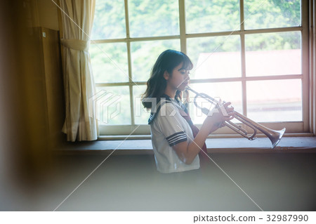 Wind club High school girls 32987990