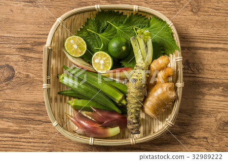 Flavored vegetables Japanese flavor Japanese flavored vegetables (pot herb) 32989222