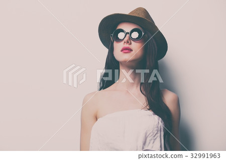 portrait of the young woman with shopping bags 32991963