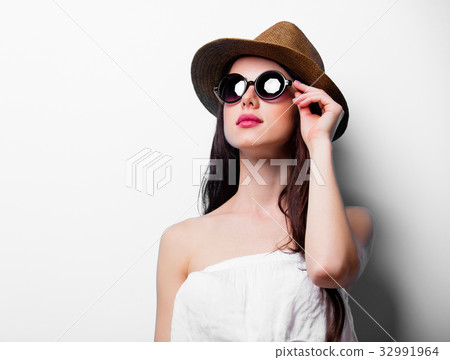 portrait of the young woman with shopping bags 32991964