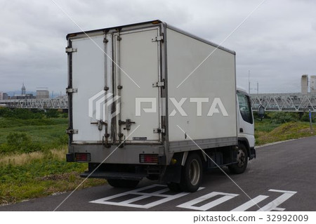 2t冷凍車 32992009