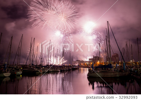 [Shizuoka Prefecture] Shimizu Minato Festival, Maritime Fireworks Festival, Finale 32992093