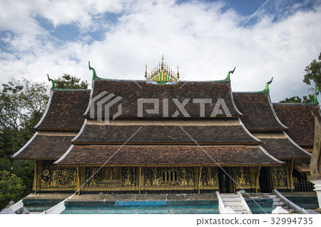 Wat Xieng Thong temple, Luangprabang Wat Xieng Thong temple, Luangprabang 32994735
