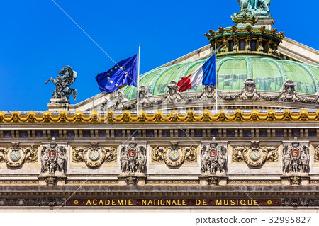 Opera National de Paris - Opera Garnier. Paris Opera National de Paris - Opera Garnier. Paris 32995827