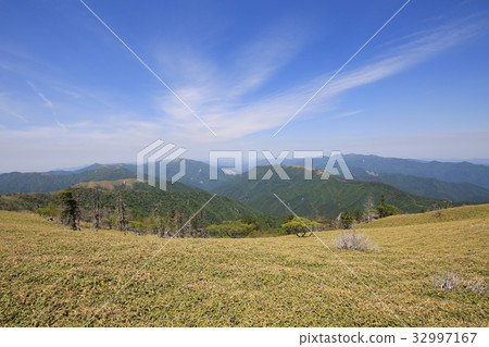 A view from the top of Mt. Kenzan, Tokushima prefecture A view from the top of Mt. Kenzan, Tokushima prefecture 32997167