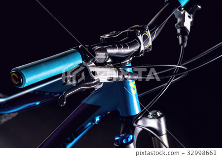 mountain bicycle photography in studio, bike frame 32998661