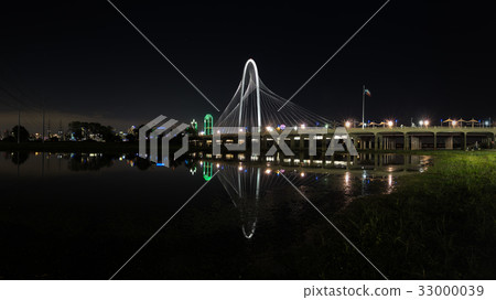 Margaret Hunt Hill Bridge at Night Margaret Hunt Hill Bridge at Night 33000039